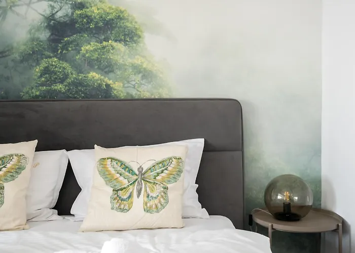 Rares Den 1142, Free Parking, Panoramic View Apartment *