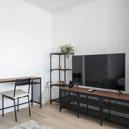 Rares Den 1142, Free Parking, Panoramic View דירה בוקרשט